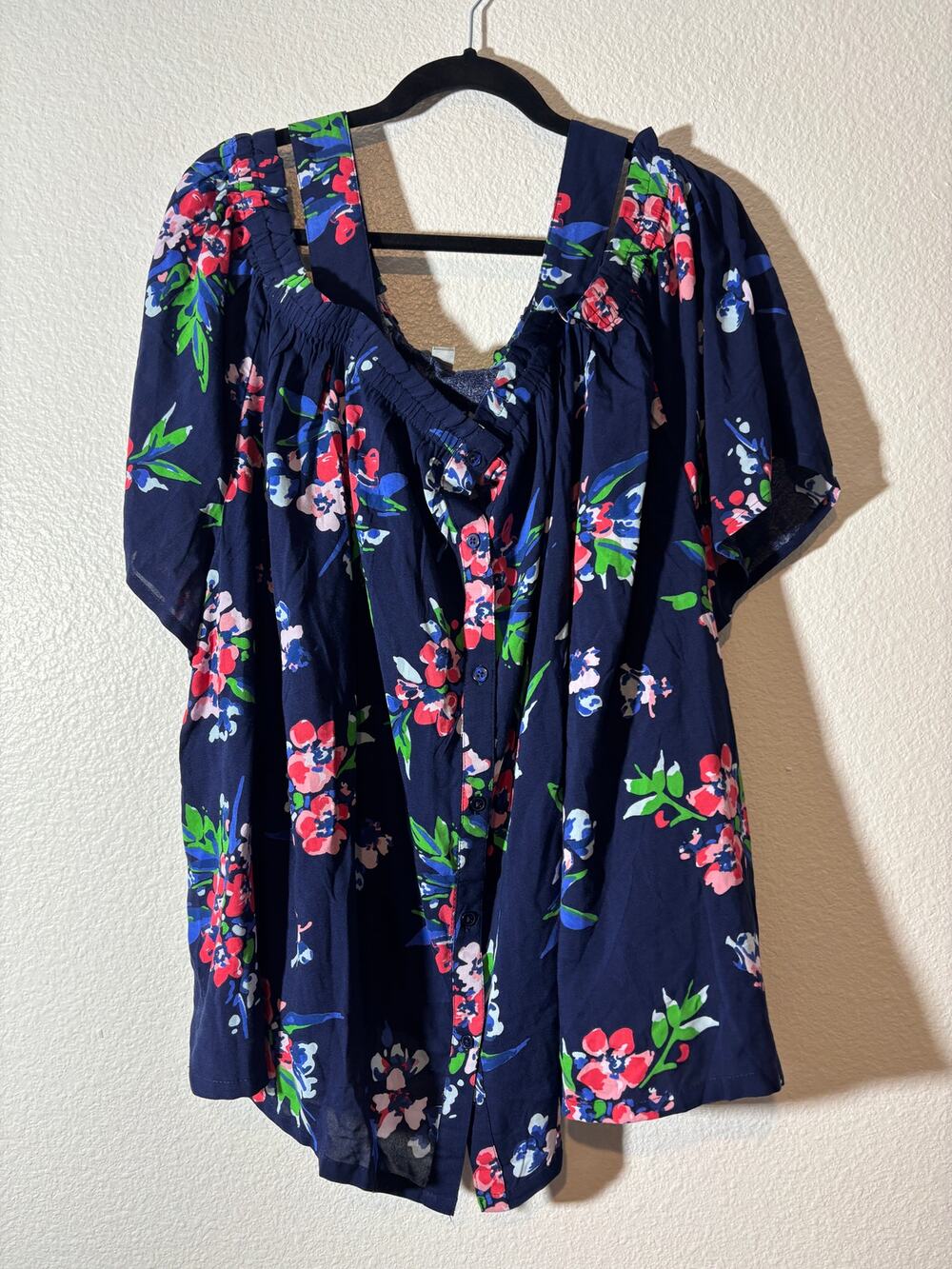 Woman Within Size 26/28 Blue Floral Cold Shoulder Short Sleeve Button-Up Top